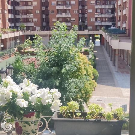 Alojamiento Oviedo 3 Con Parking 外观 照片