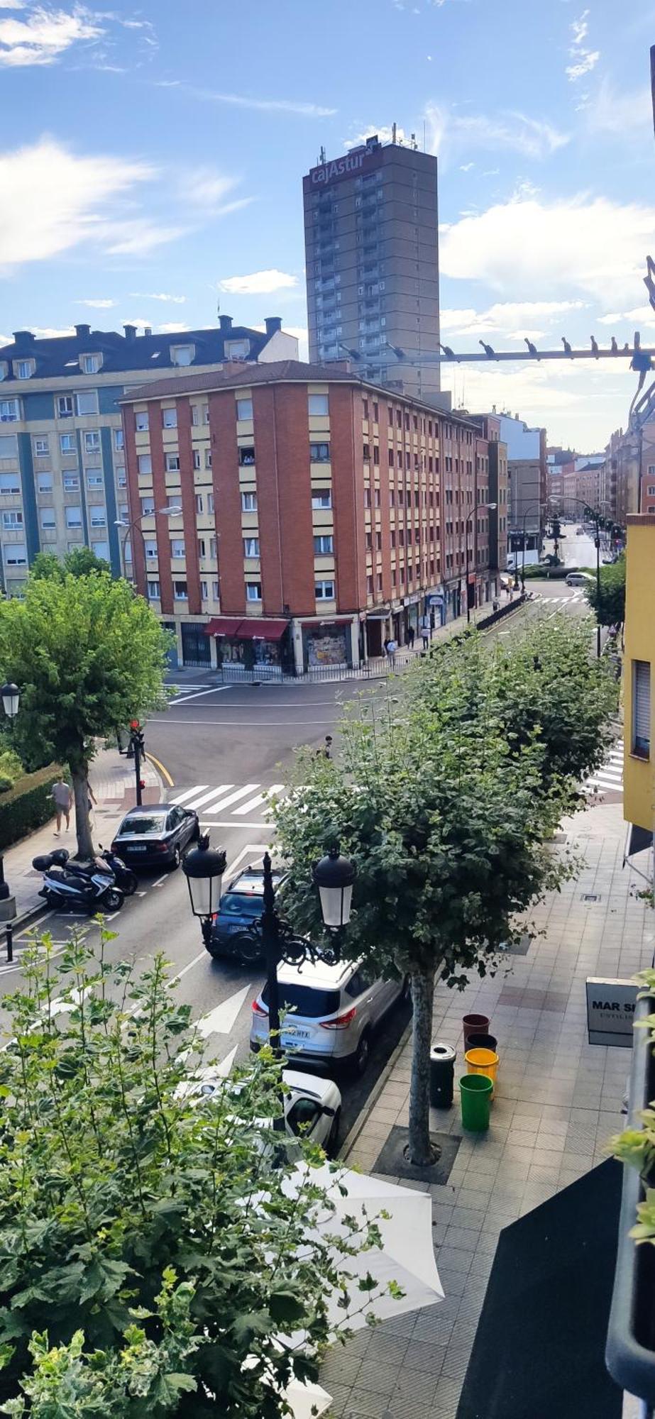 Alojamiento Oviedo 3 Con Parking 外观 照片