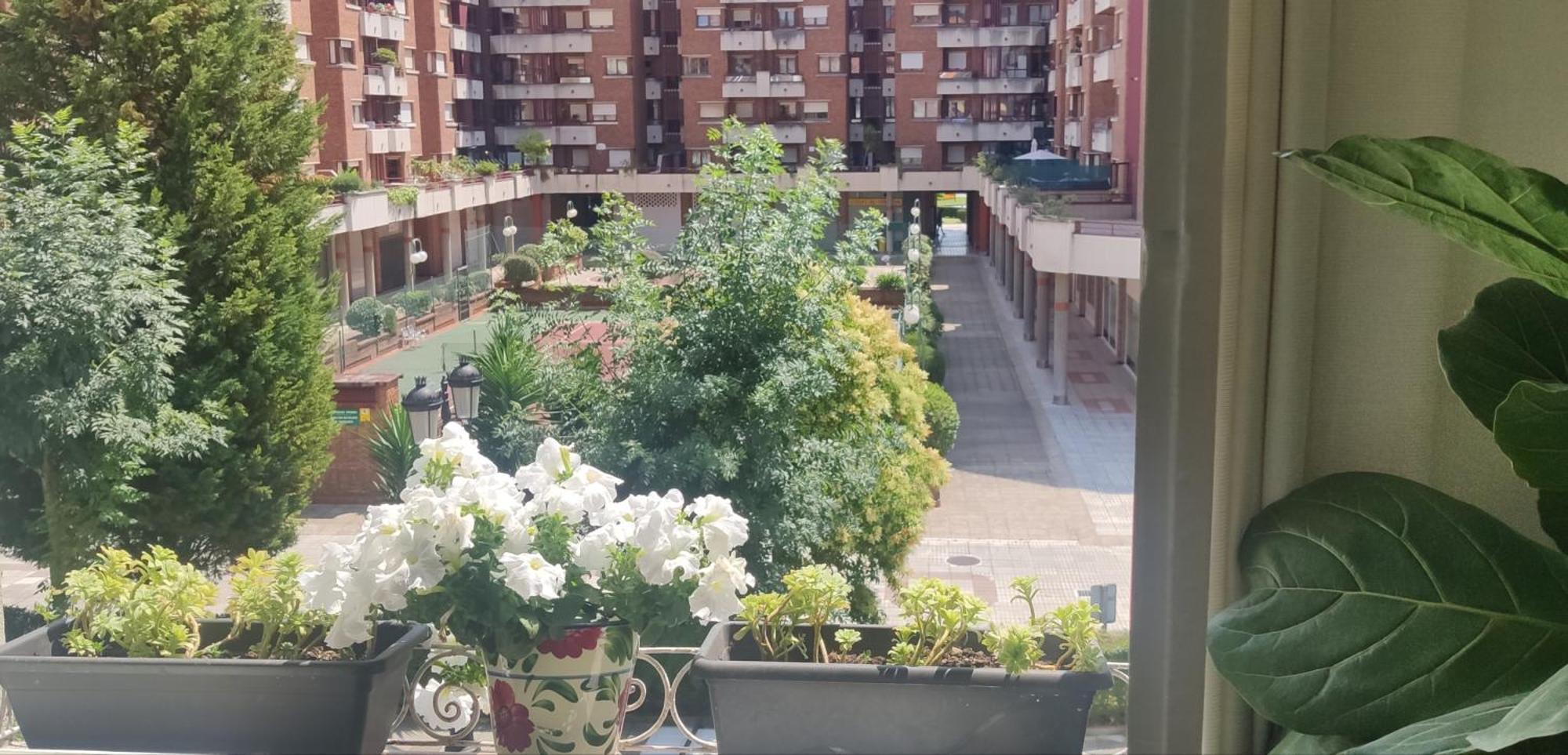Alojamiento Oviedo 3 Con Parking 外观 照片